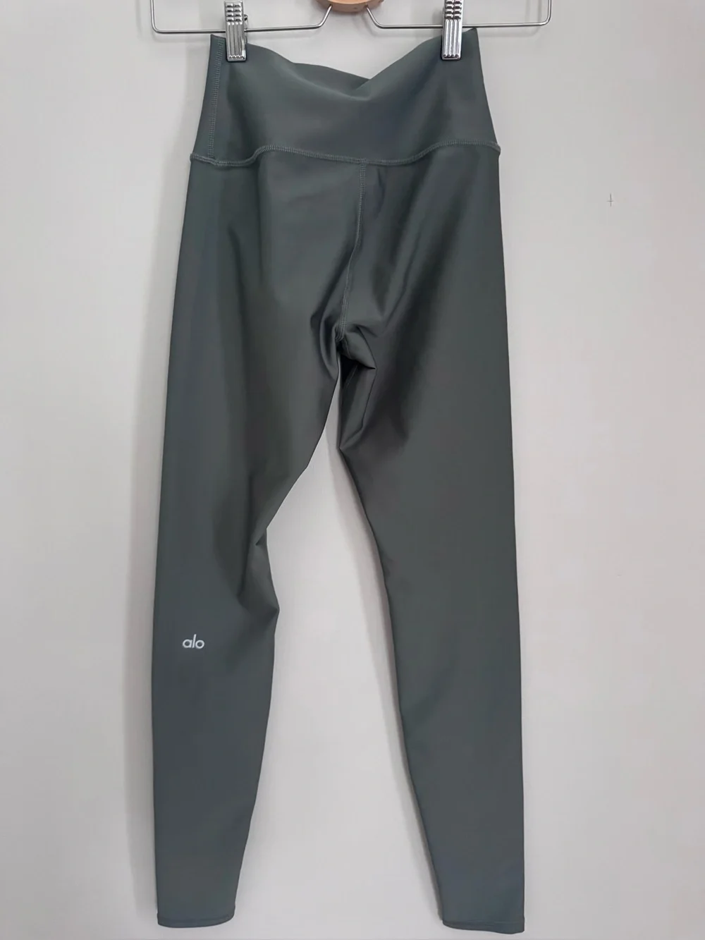 Alo leggings Women's Activewear in Charcoal Gray green
